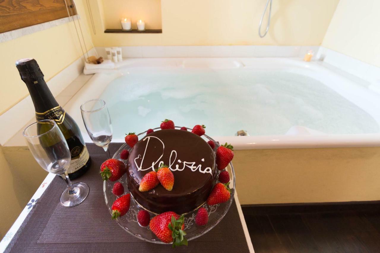 Romantic Suite Canelles Cagliari Eksteriør bilde
